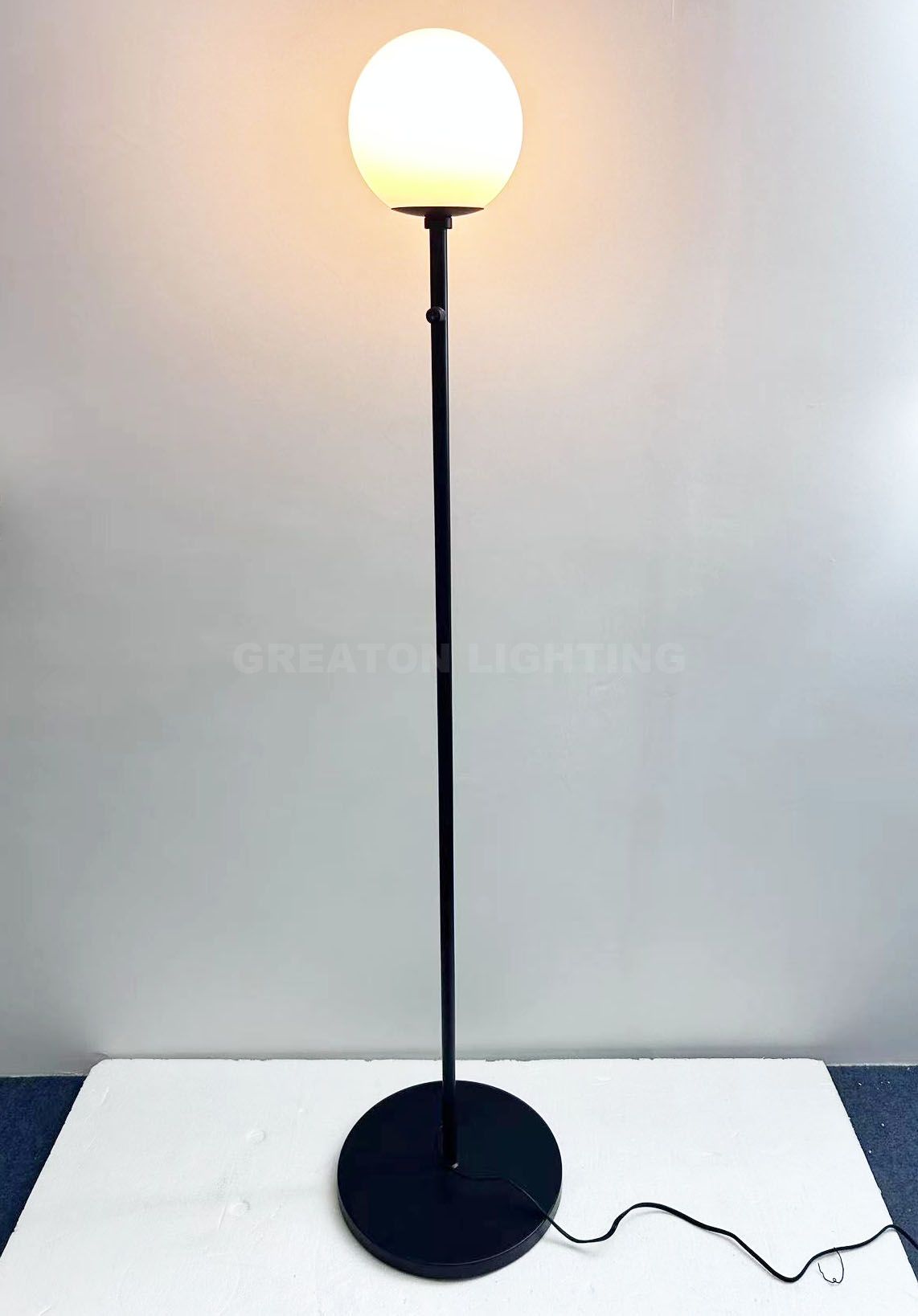Novotel Hospitality Morden Custom LED Lamp Glass Light Floor Lamp for Hotel
